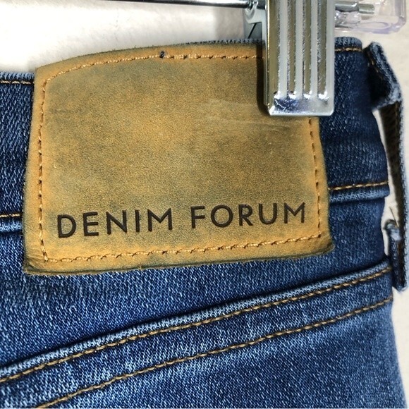 Aritzia Denim Forum The Nico Mid Rise Skinny Crop Jeans Released Hem 27 - Picture 9 of 11
